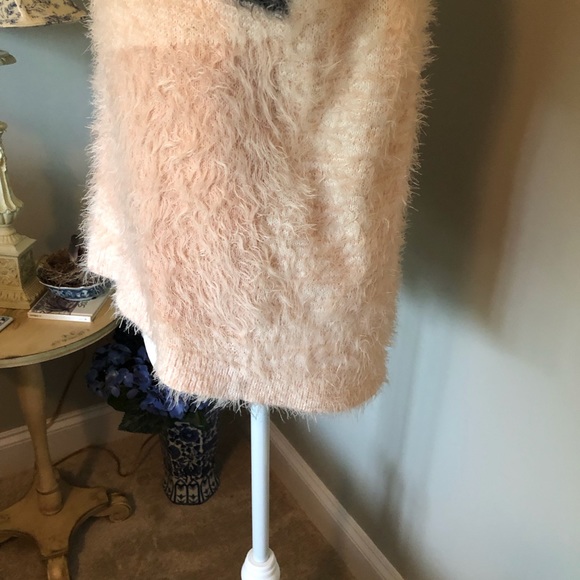 Vince Camuto brand pink, grey and ivory eye lash sweater - Picture 9 of 10